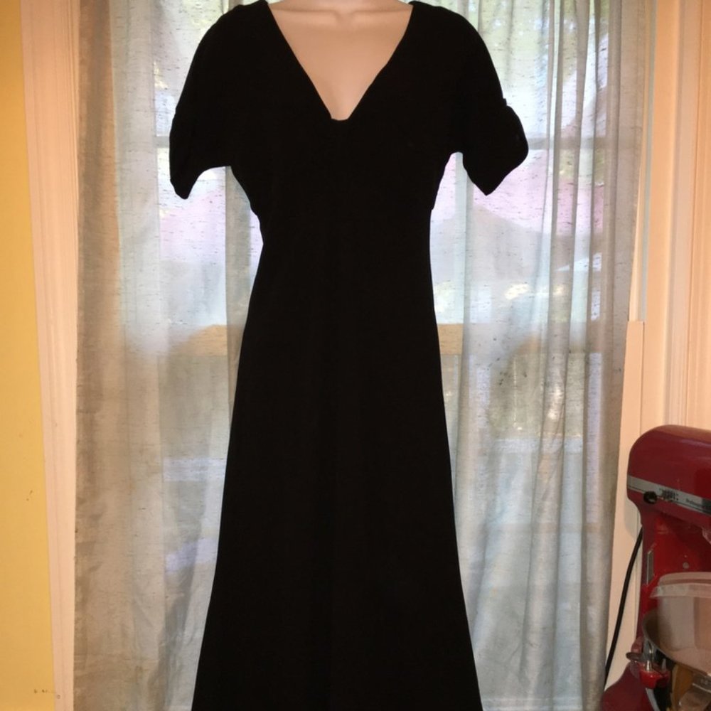 Jones New York tea length dress